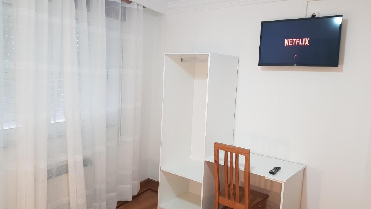Apartamentos Shalom Ribadeo Ngoại thất bức ảnh